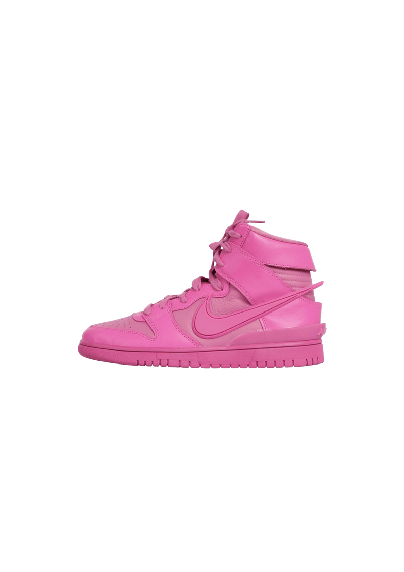 AMBUSH X NIKE DUNK HIGH COSMIC FUCHSIA 38