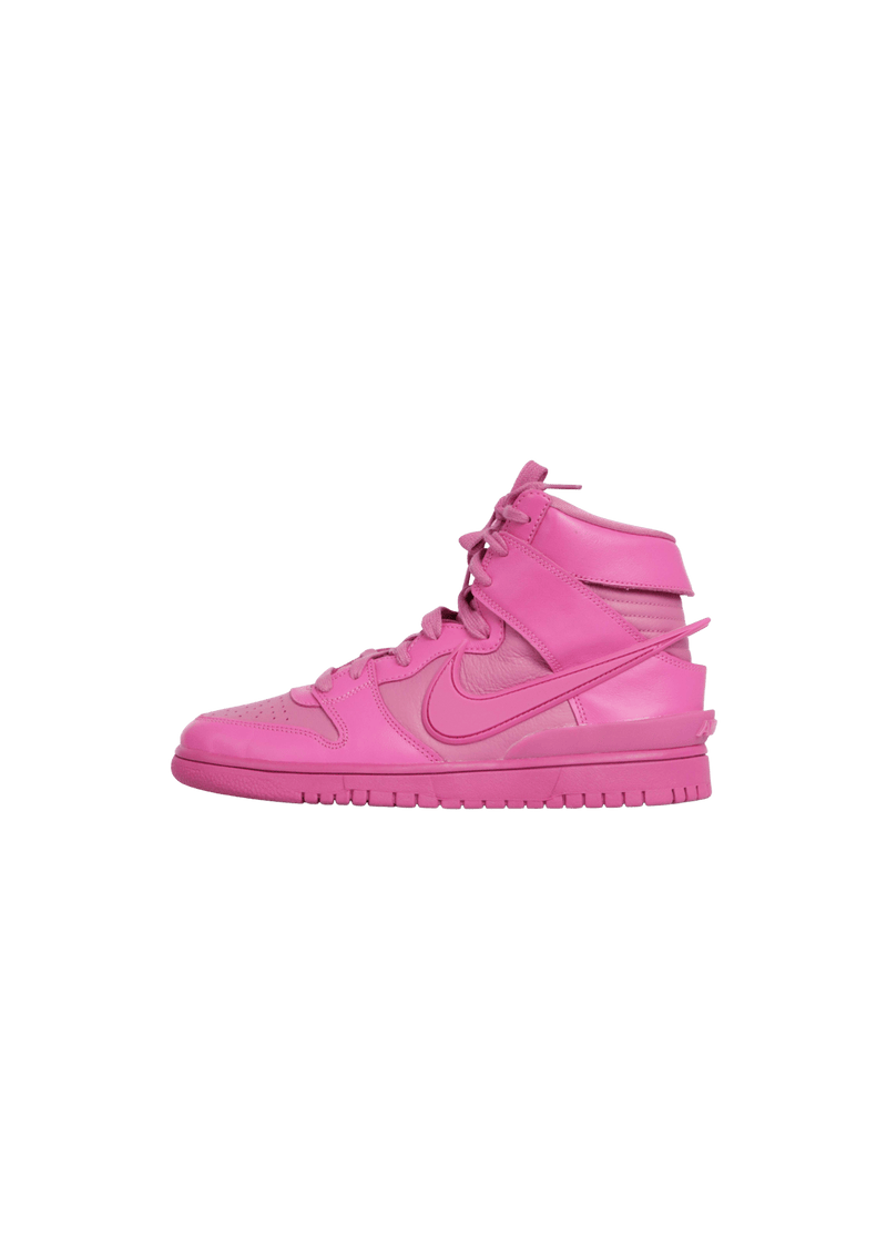 Nike pink high top sneakers hotsell