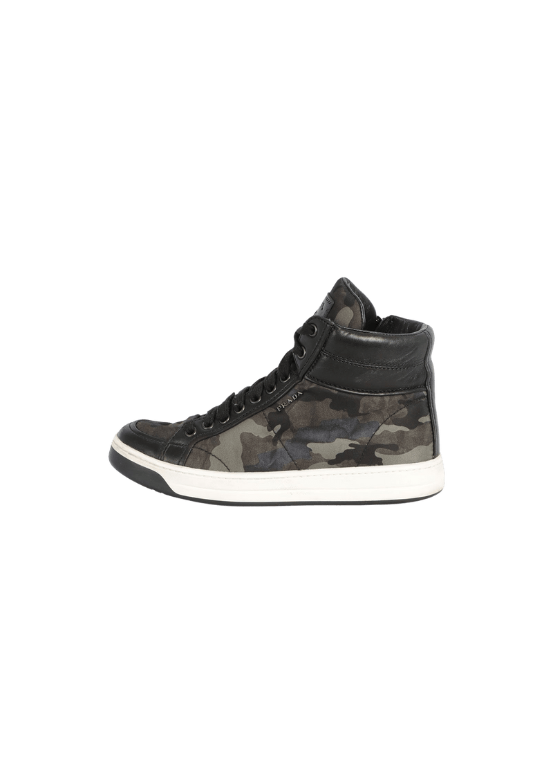 LEATHER HIGH TOP SNEAKERS 35