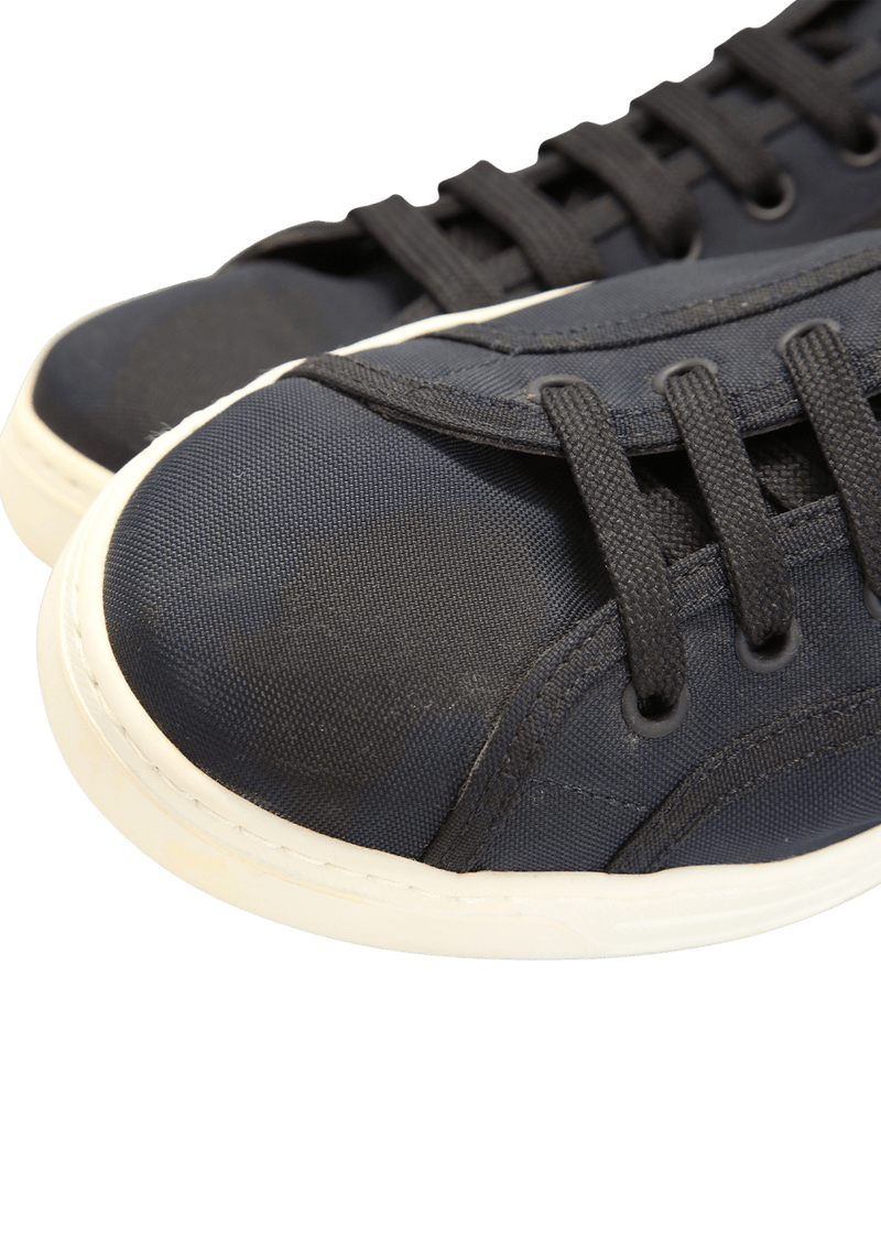 LEATHER SNEAKERS 40