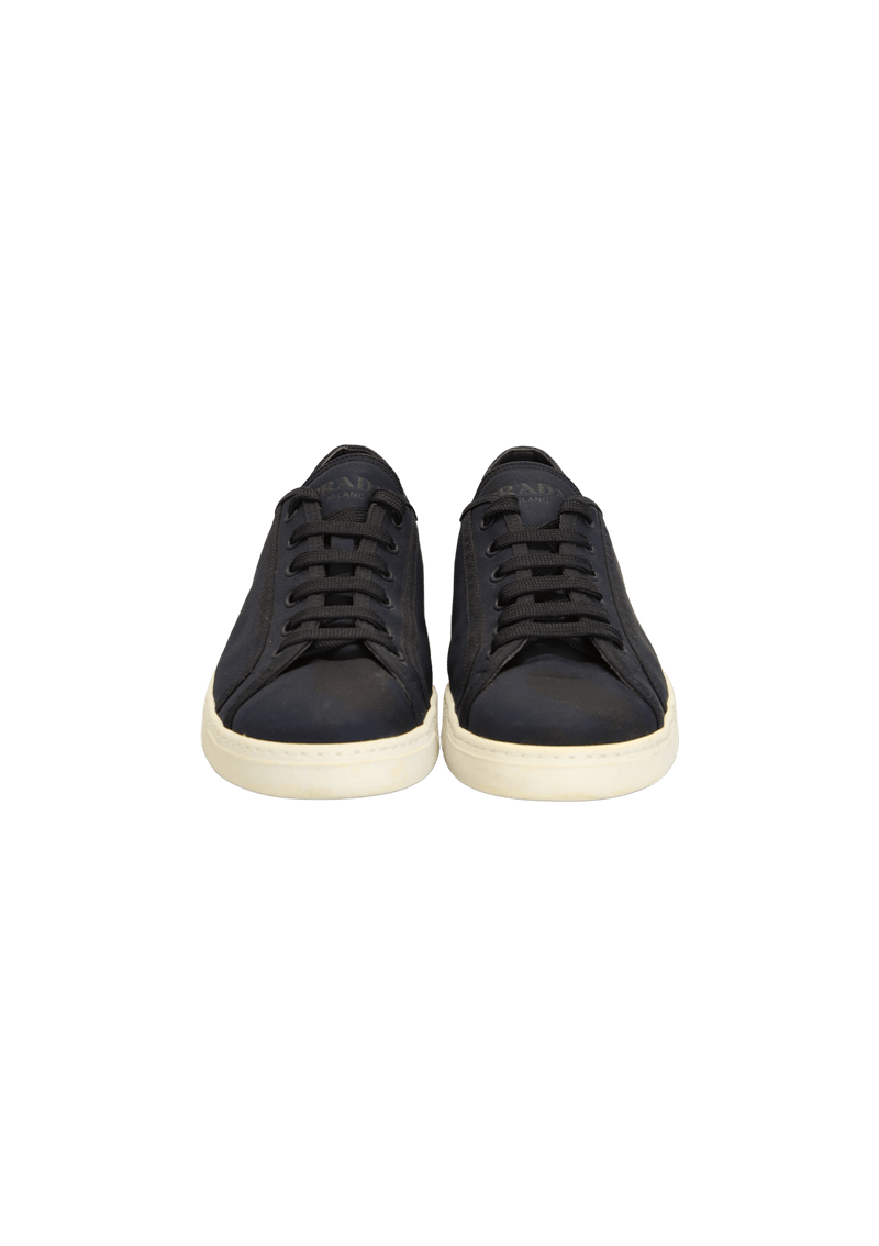 LEATHER SNEAKERS 40