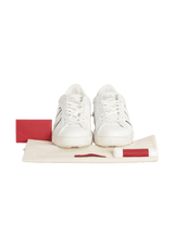 VLTN ROCKSTUD SNEAKERS 35