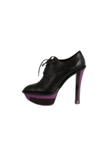 LEATHER PUMPS 37