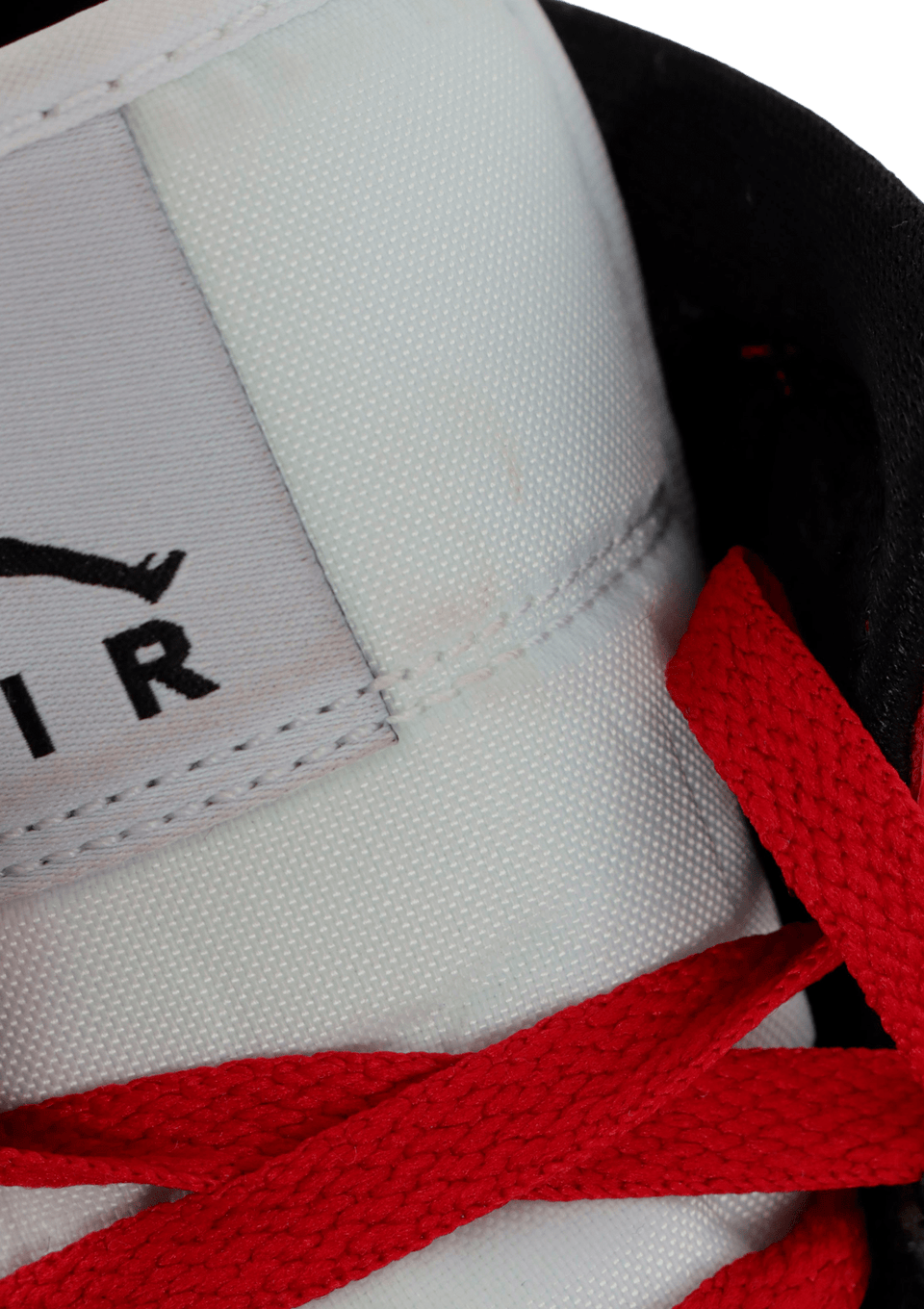 AIR JORDAN 1 MID 'ALTERNATE BRED TOE' 36