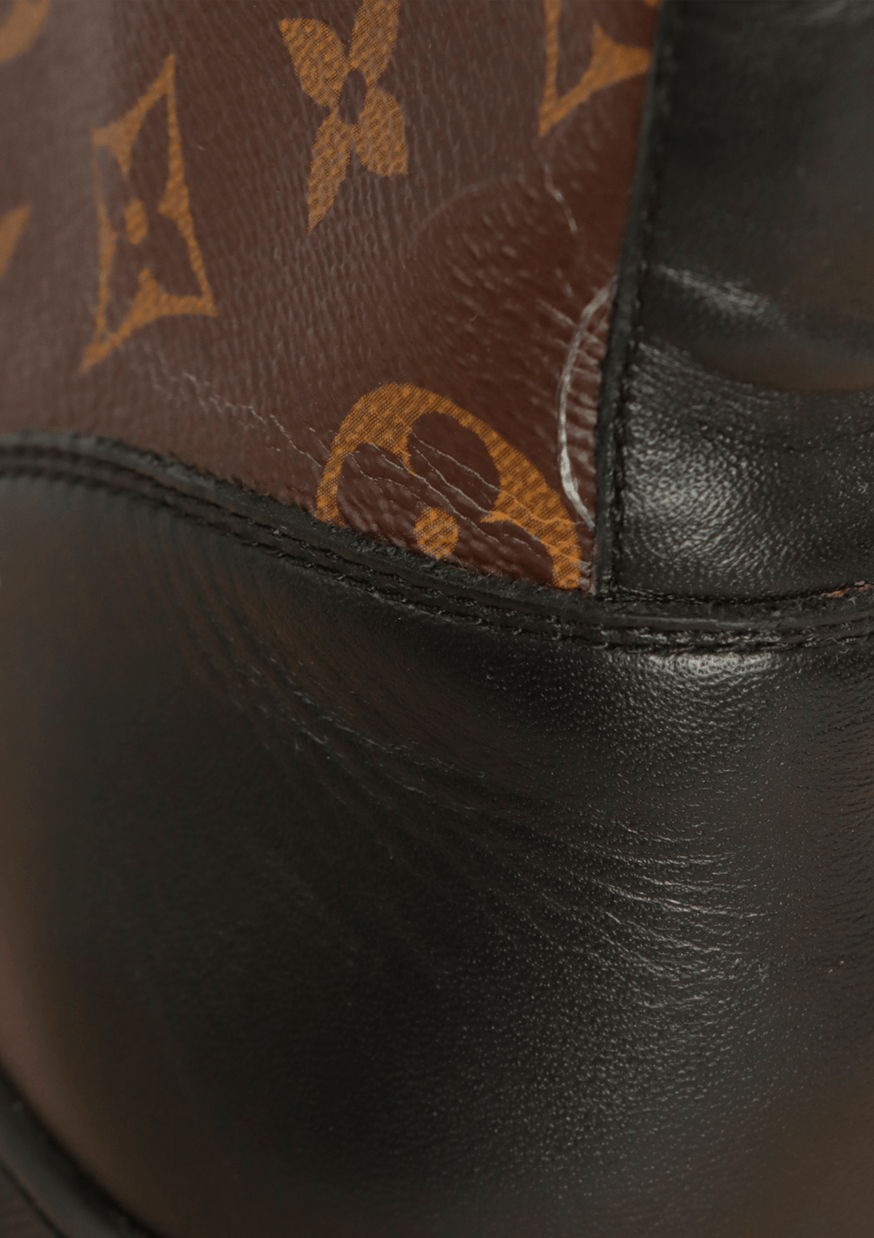 MONOGRAM HIGH TOP SNEAKERS 42.5