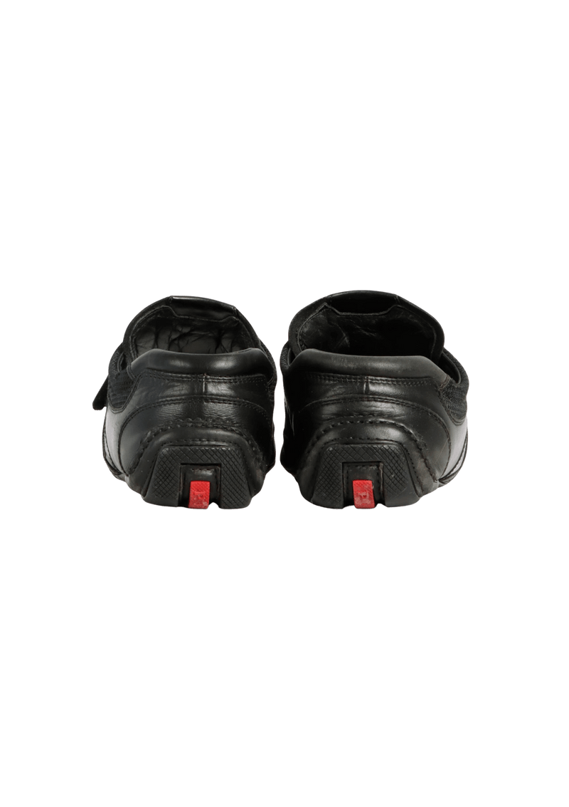 VELCRO SNEAKERS 40