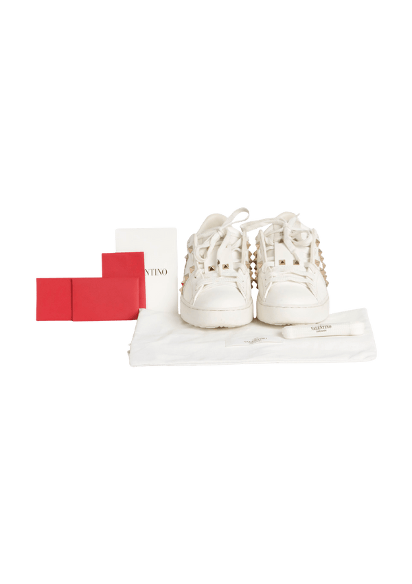 ROCKSTUD UNTITLED SNEAKERS 34.5