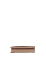 CASSANDRE ENVELOPE MATELASSÉ CHAIN WALLET