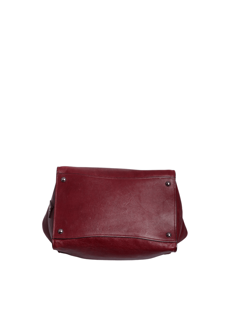 TWIN POCKET LOCK FLAP