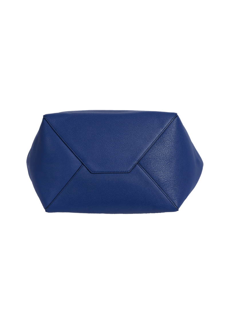 MEDIUM CABAS PHANTOM TOTE