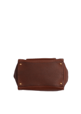 VITELLO DAINO FRONT POCKET WING TOTE