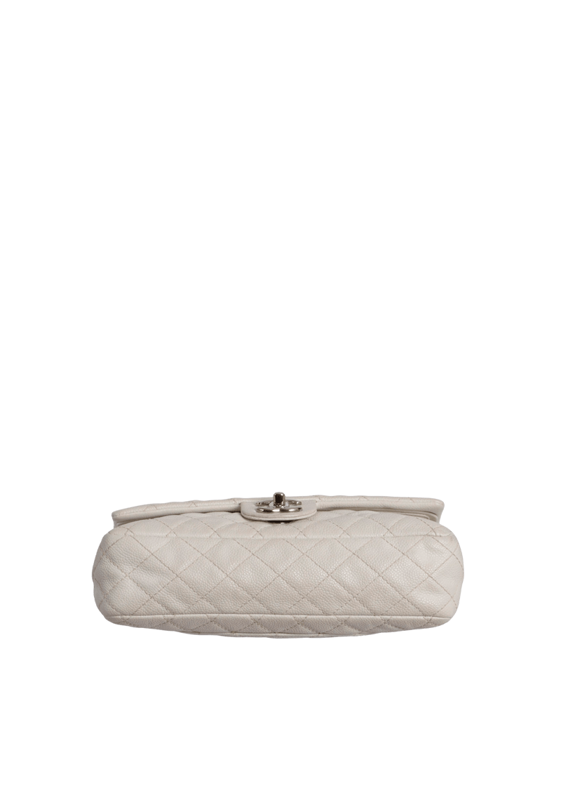 MEDIUM CLASSIC DOUBLE FLAP CAVIAR