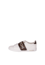 MONOGRAM FRONTROW LOGO SNEAKERS 36