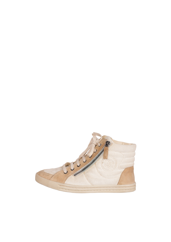 CC HIGH-TOP SNEAKERS
