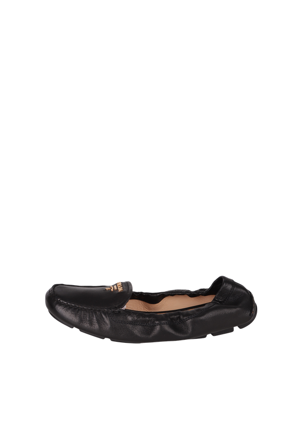 LEATHER LOAFERS 35.5