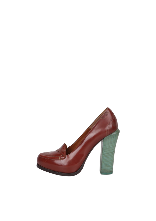 LEATHER PUMPS 35.5