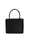 MEDALLION QUILTED TOTE CAVIAR