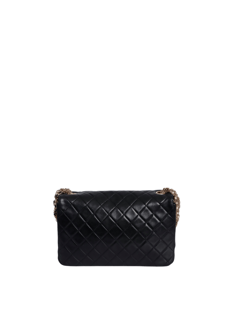 WESTMINSTER TANGLED PEARL CHAIN FLAP BAG