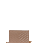 CASSANDRE ENVELOPE MATELASSÉ CHAIN WALLET