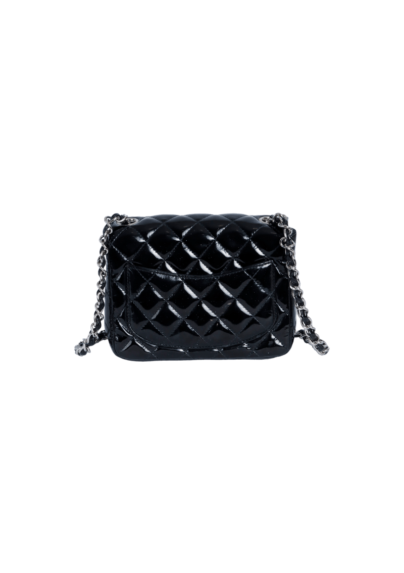 MINI SQUARE CLASSIC SINGLE FLAP PATENT LEATHER