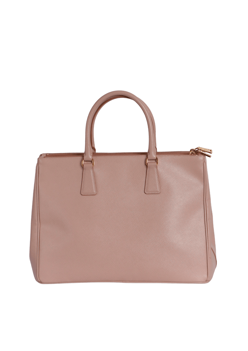 MEDIUM SAFFIANO LUX DOUBLE ZIP GALLERIA