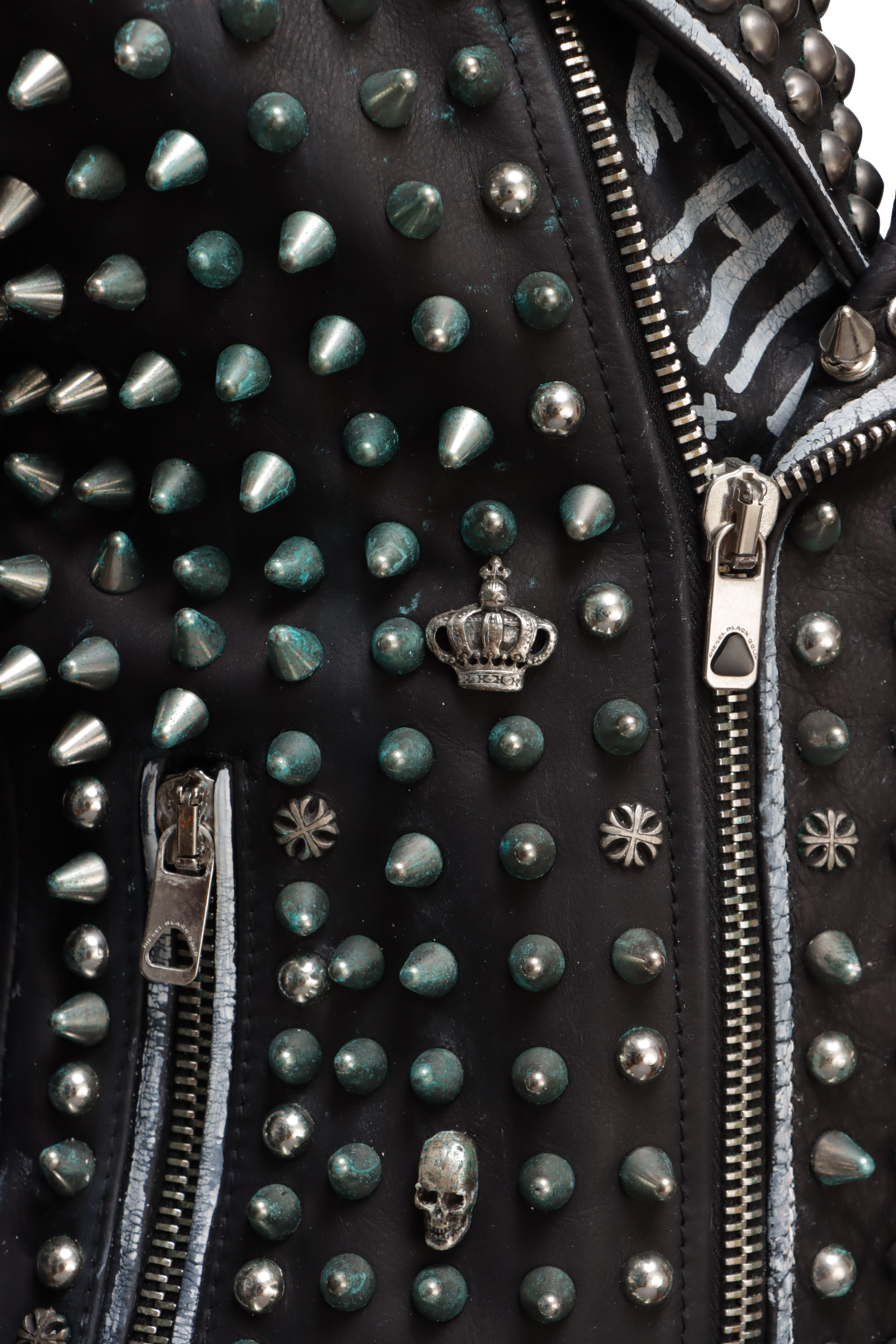 STUDDED JACKET 46