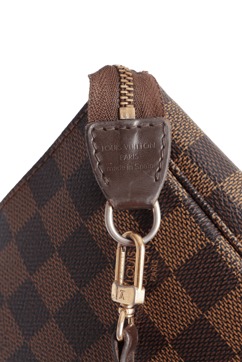 DAMIER ÉBÈNE POCHETTE ACCESSOIRES BAG