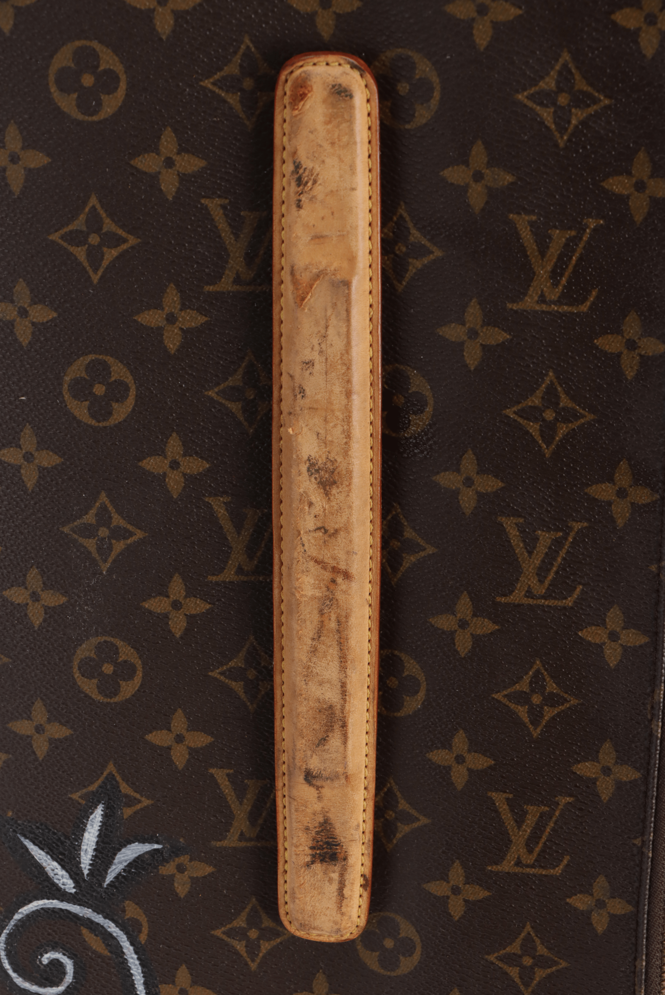 MONOGRAM PÉGASE 55