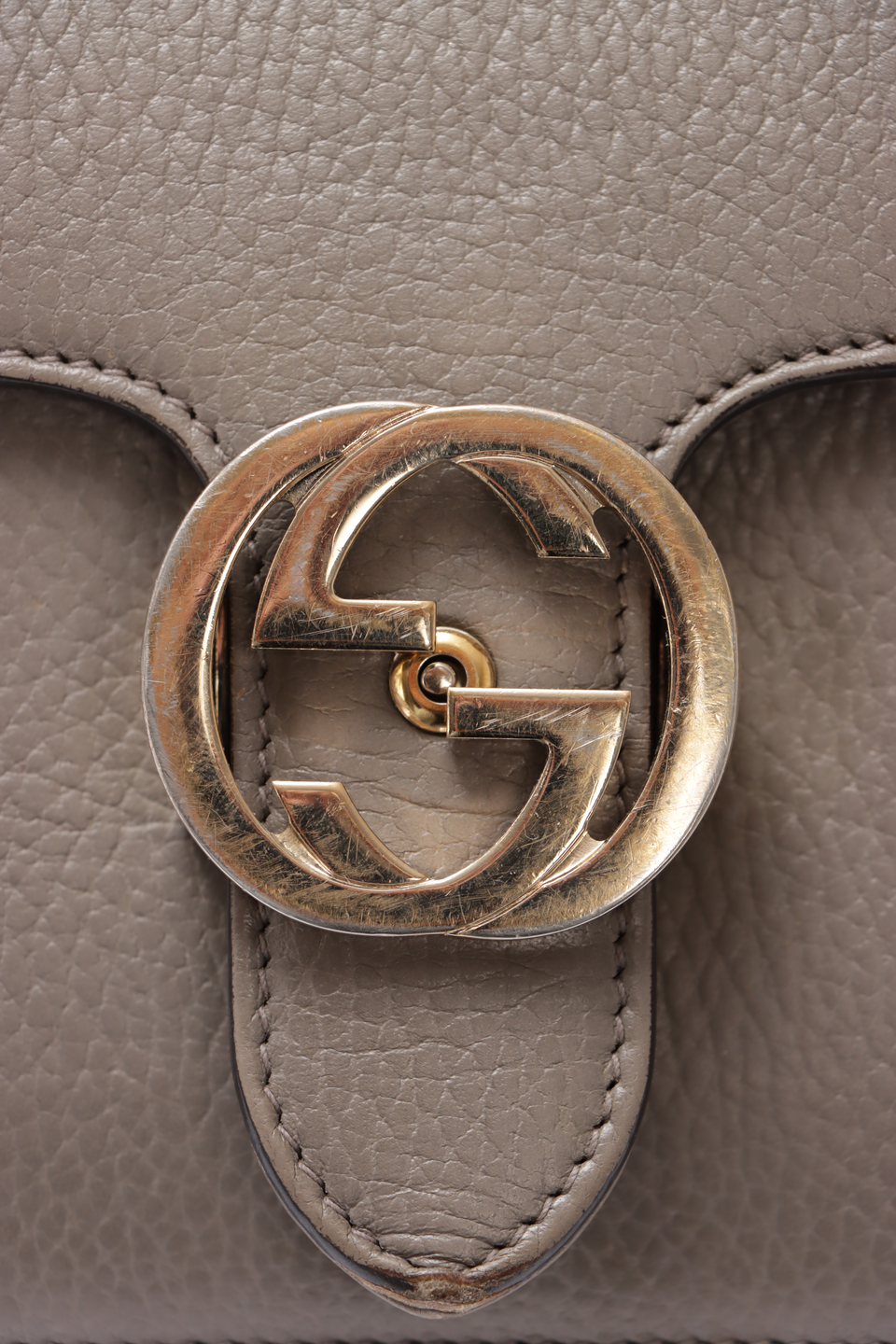 『Hollywood CHAIN BROWN×SILVER』 BOLSA GUCCI INTERLOCKING G DOLLAR CHAIN CINZA ORIGINAL – Gringa