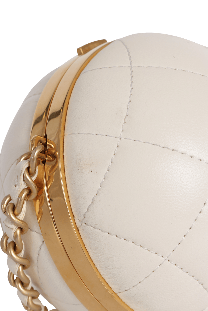 QUILTED SPHERE MINAUDIERE CHAIN CLUCTH