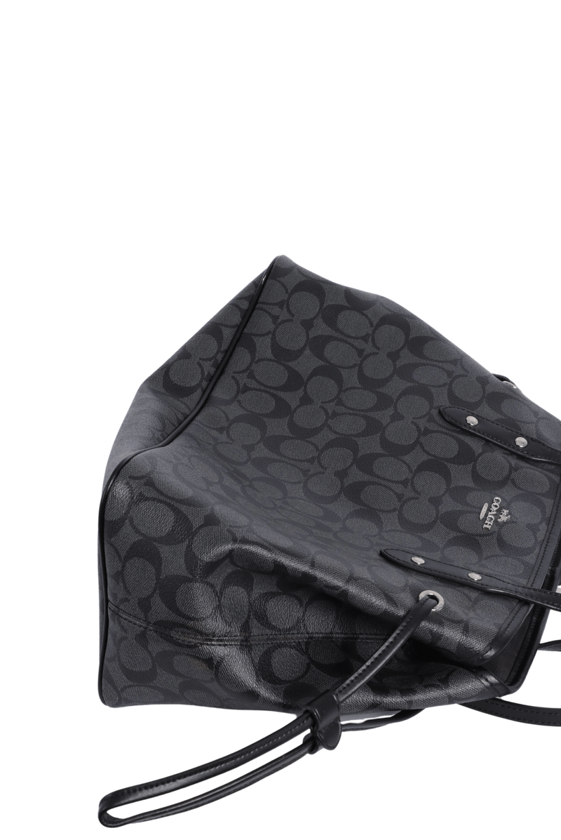 SIGNATURE SHOULDER BAG