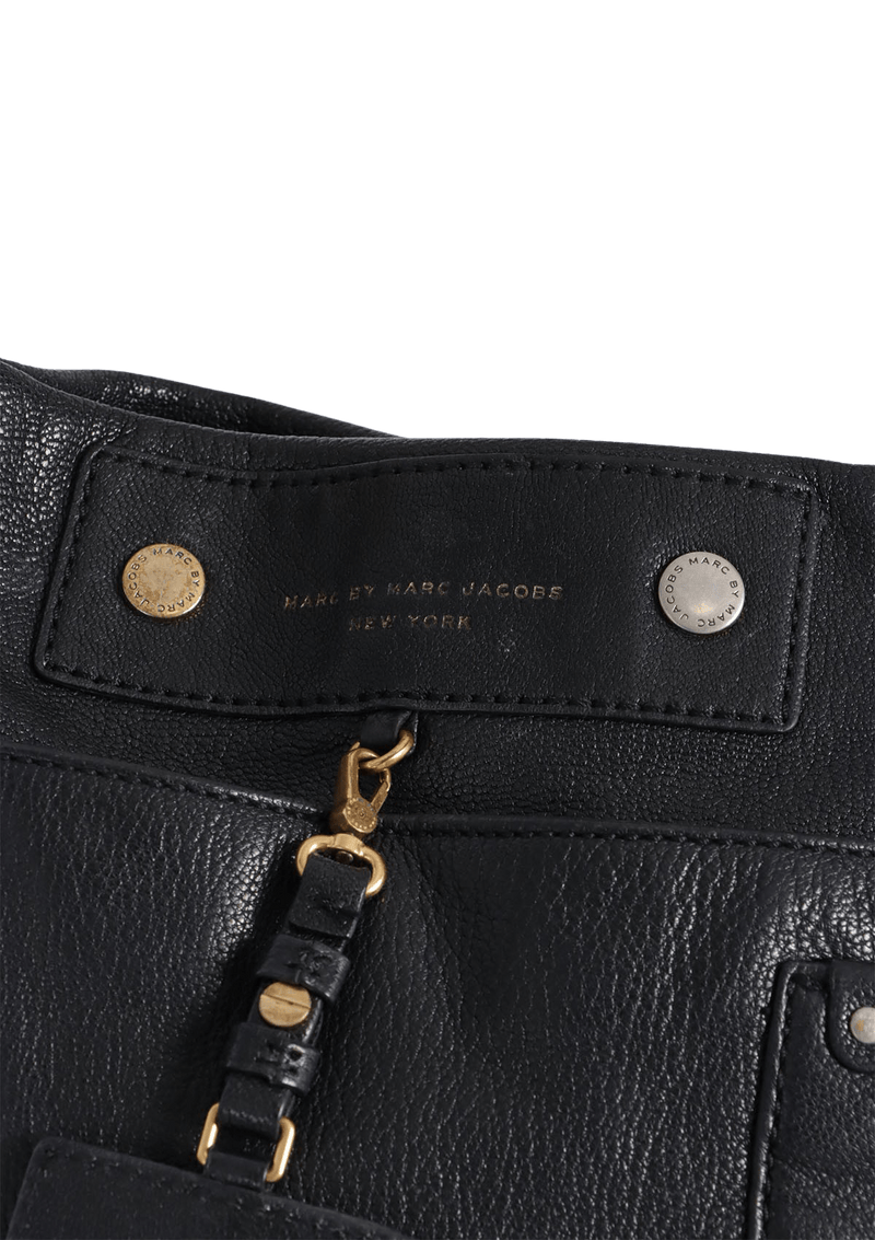 LEATHER SHOULDER BAG