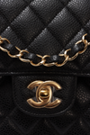 MEDIUM EAST WEST CLASSIC DOUBLE FLAP CAVIAR
