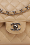 MEDIUM CLASSIC DOUBLE FLAP CAVIAR