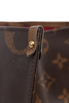 MONOGRAM GIANT REVERSE ONTHEGO MM