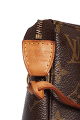 MONOGRAM POCHETTE ACCESSOIRES