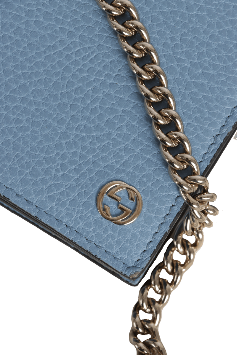 BETTY WALLET ON CHAIN