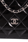CLASSIC WALLET ON CHAIN PATENT LEATHER