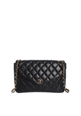 VINTAGE CC QUILTED ENVELOPE FLAP BAG
