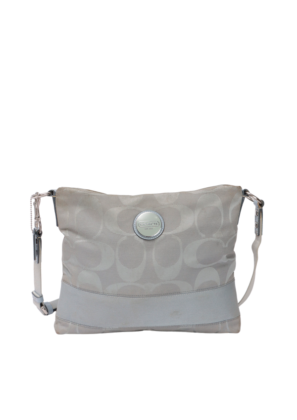 VINTAGE SIGNATURE MESSENGER BAG