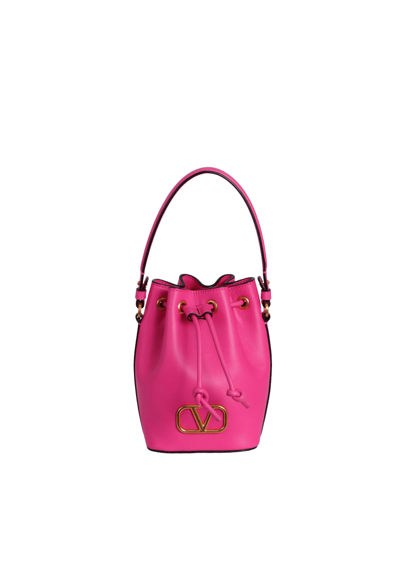 VLOGO BUCKET BAG