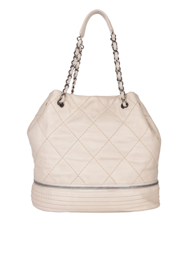 EXPANDABLE LIGNE BUCKET BAG