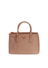 MEDIUM SAFFIANO LUX DOUBLE ZIP GALLERIA