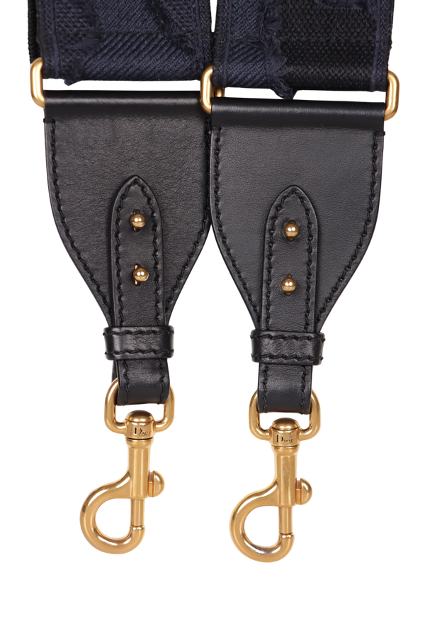 STUDDED SHOULDER STRAP