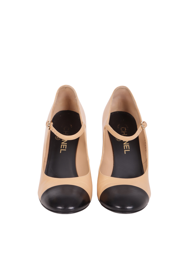 CAP TOE MARY JANE PUMPS