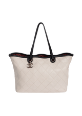 SHOPPING FEVER TOTE