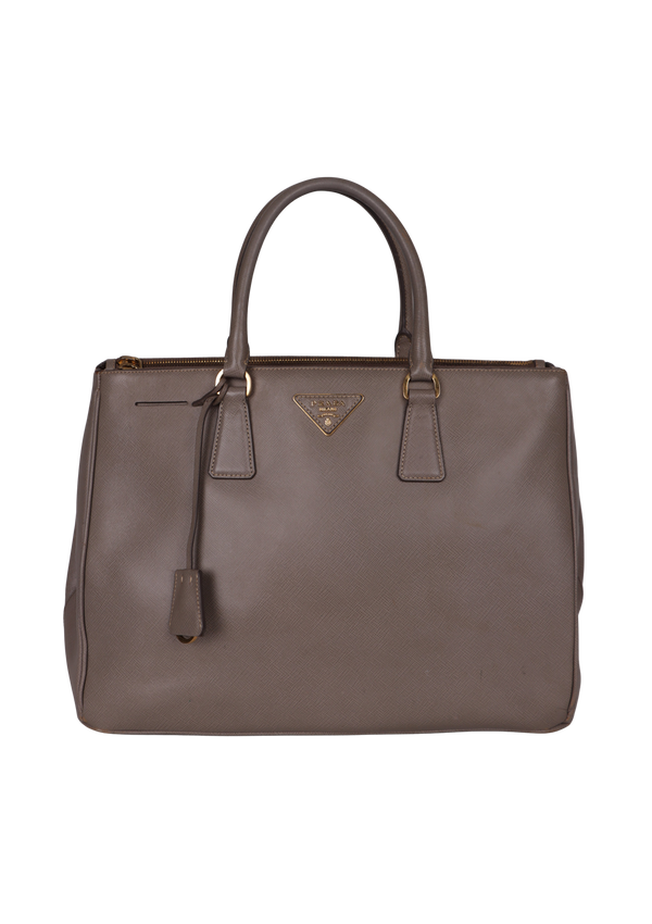 LARGE SAFFIANO LUX DOUBLE ZIP GALLERIA