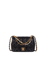 PEARL TWIST MINI SQUARE FLAP BAG