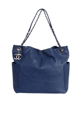 CC AROUND POCKET TOTE