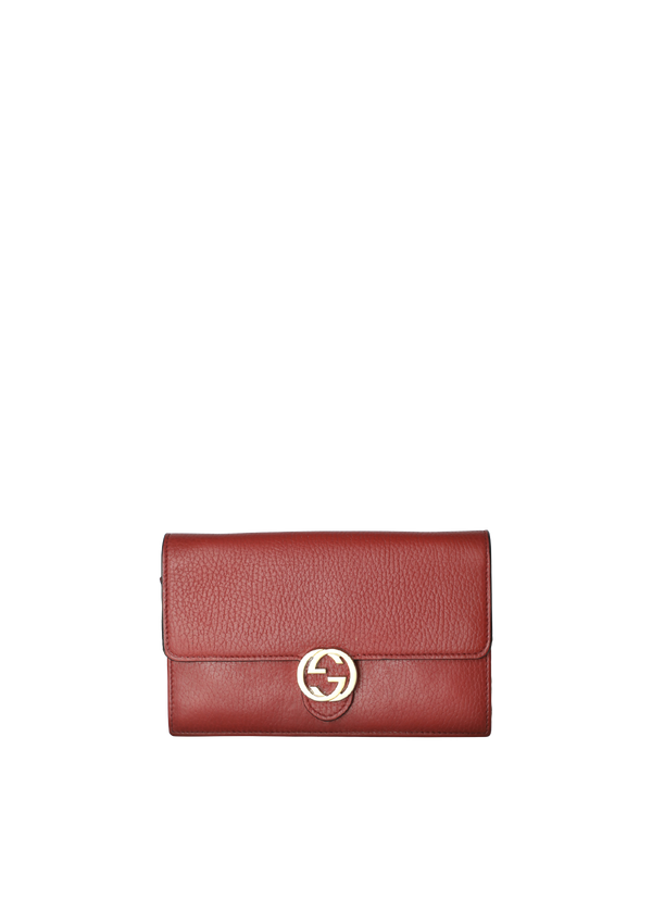 INTERLOCKING G WALLET ON CHAIN